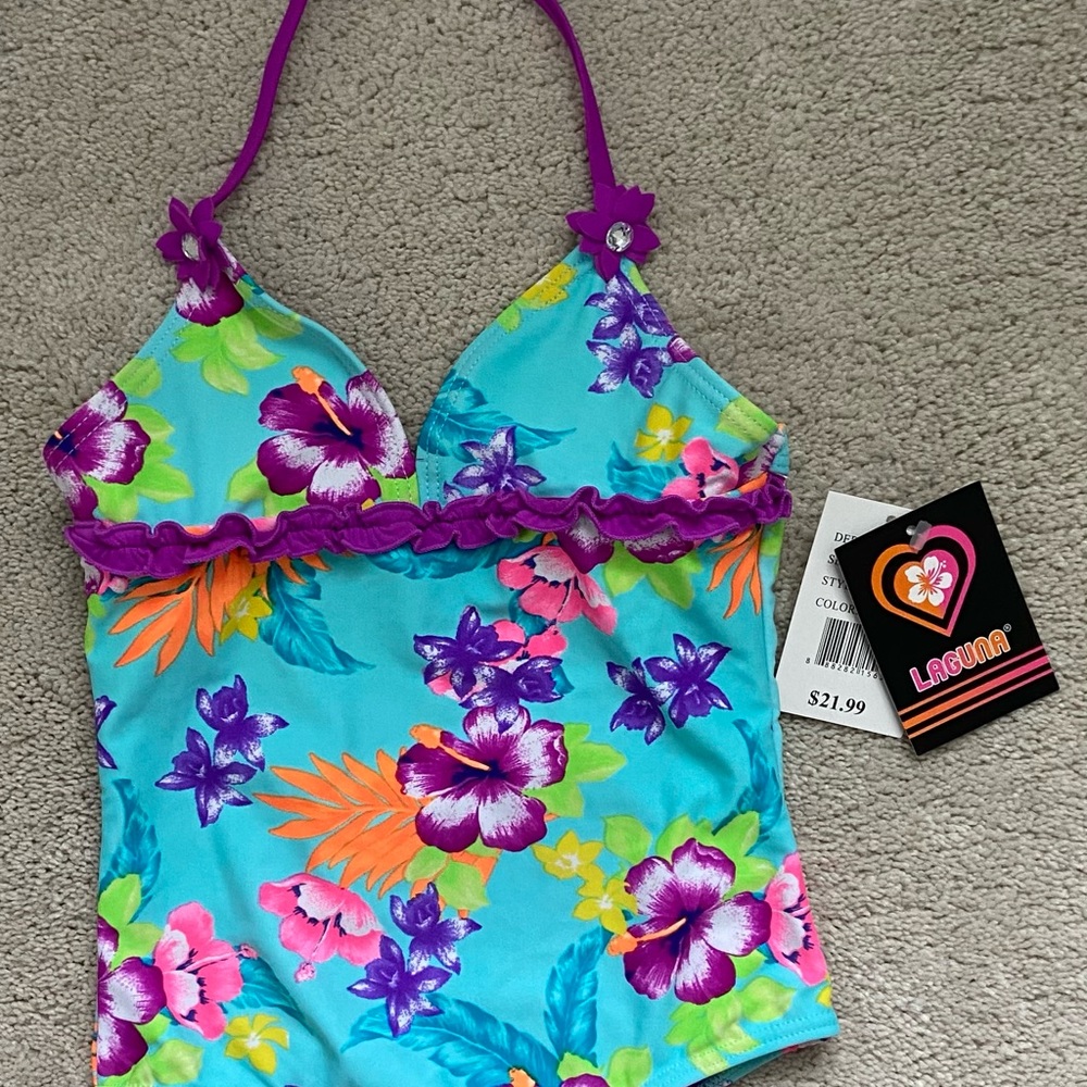 Brand New Girls Swimsuit 6